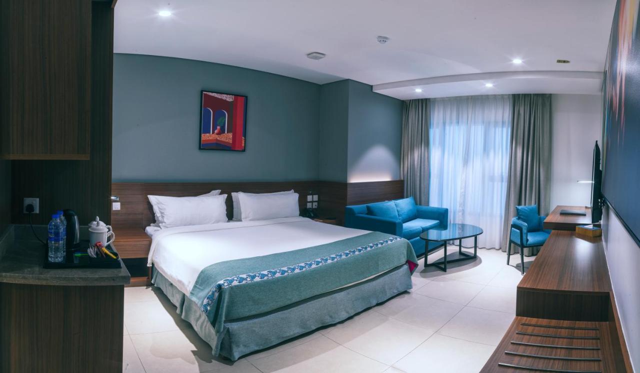 Boulevard Oman Hotel Seeb